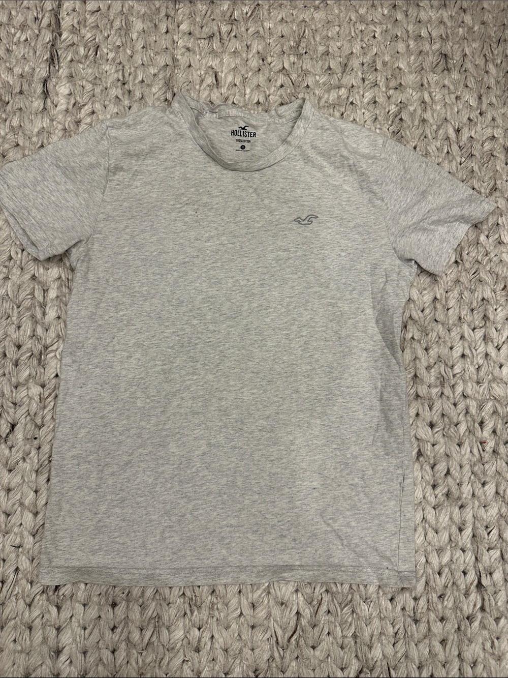 Hollister Men's Short Sleeve Crew Tee in Heather Gray